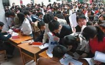 高薪誘惑？電子廠招聘信息的真假博弈！